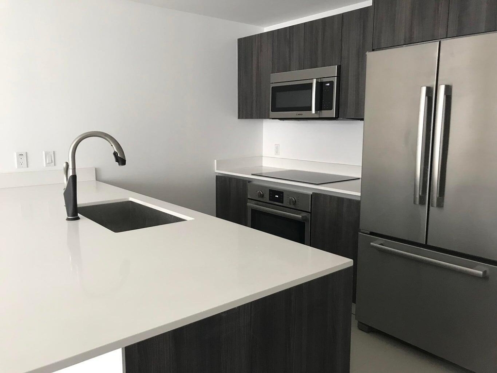 488 Ne 18th Street - Photo 2