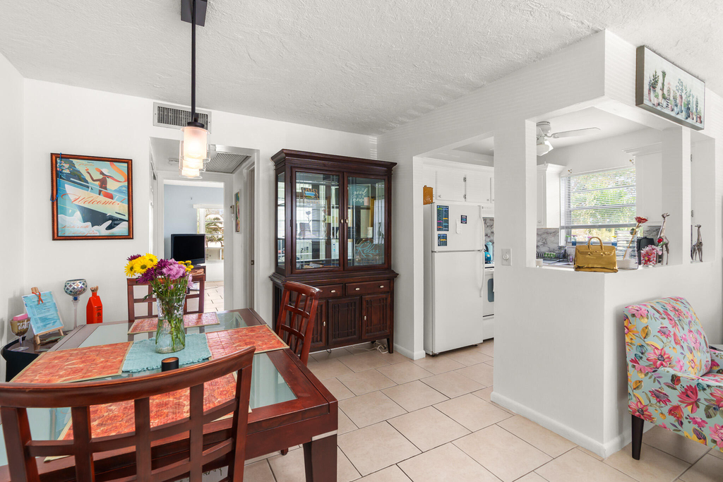 347 Windsor O - Photo 8