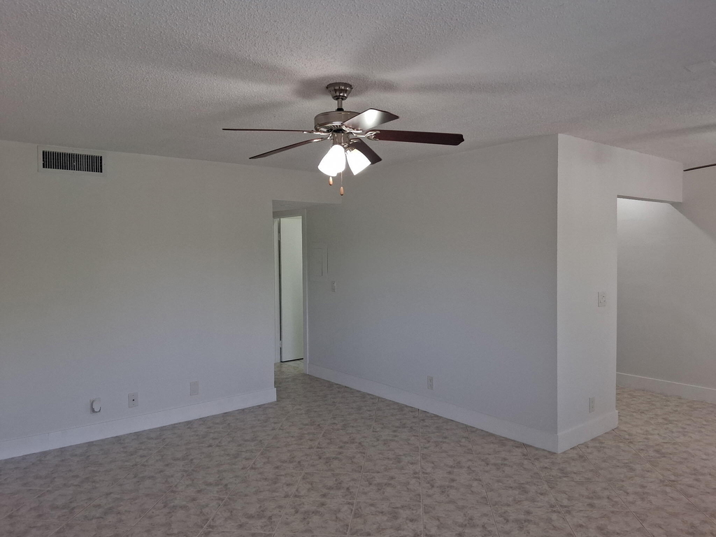 2100 Springdale Boulevard - Photo 0