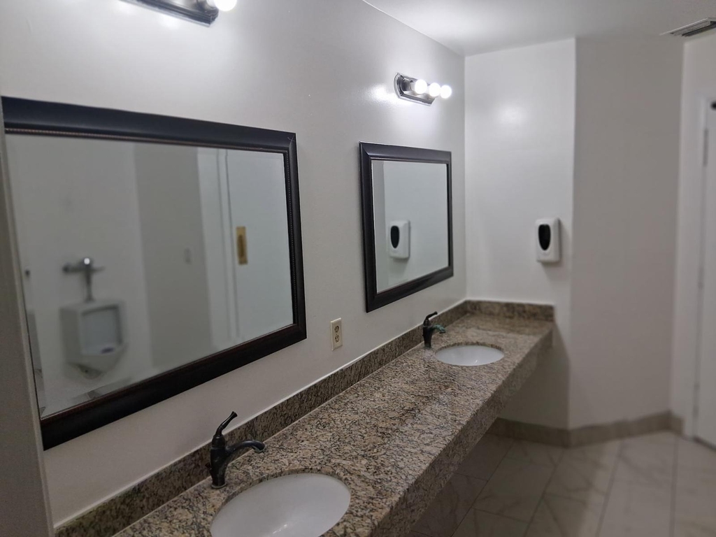 2100 Springdale Boulevard - Photo 22