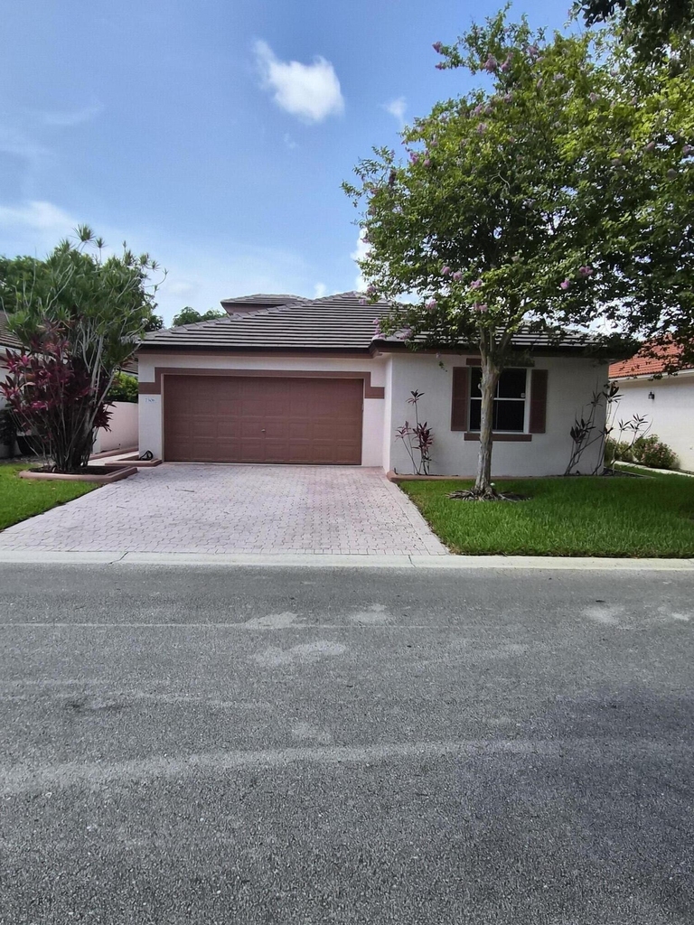 7306 Nw 1st Manor Nw - Photo 0