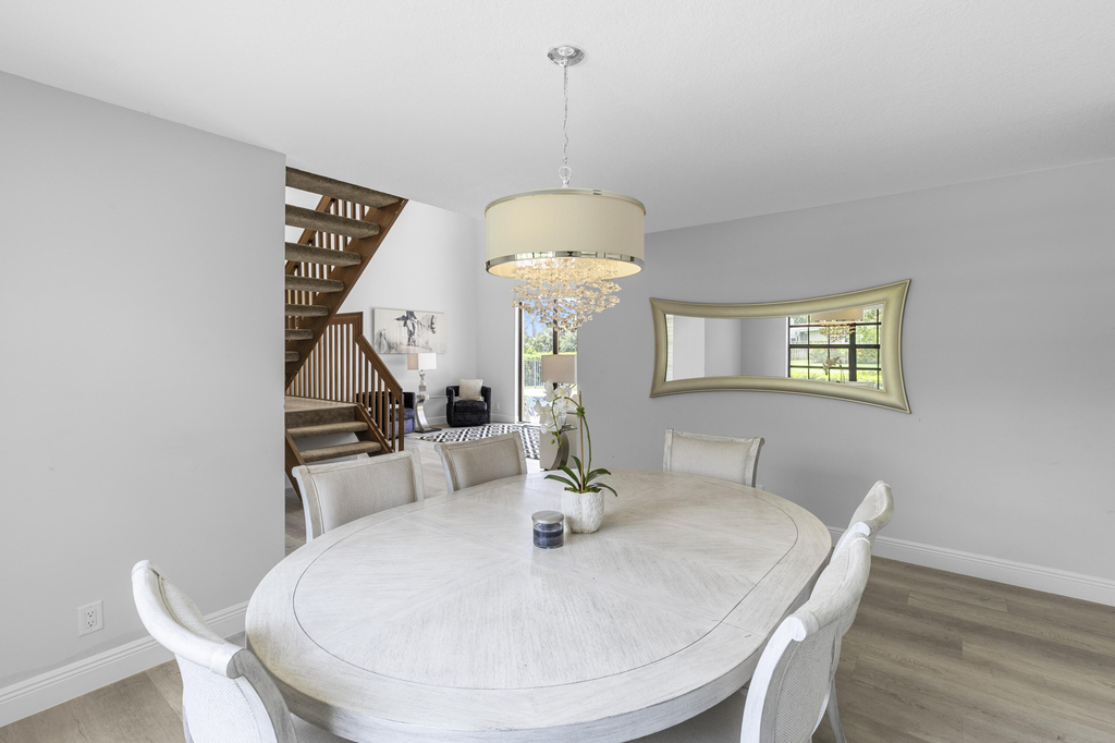 12715 Kingsway Road - Photo 18