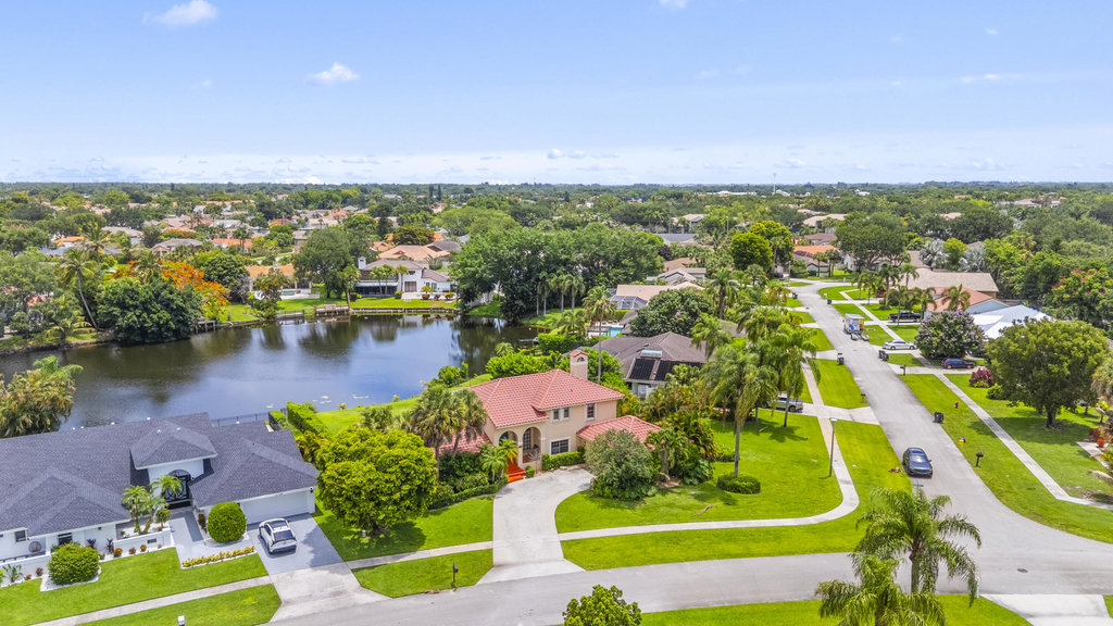 12715 Kingsway Road - Photo 48