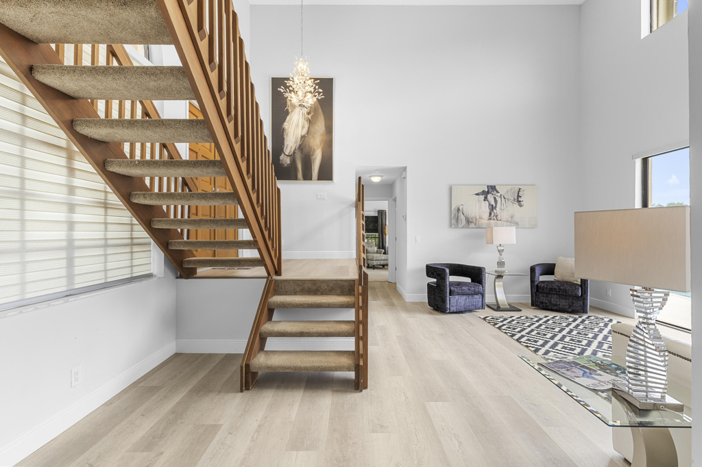 12715 Kingsway Road - Photo 16