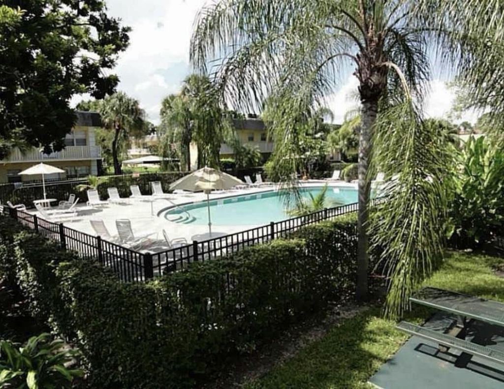 5168 Ne 6th Avenue - Photo 10