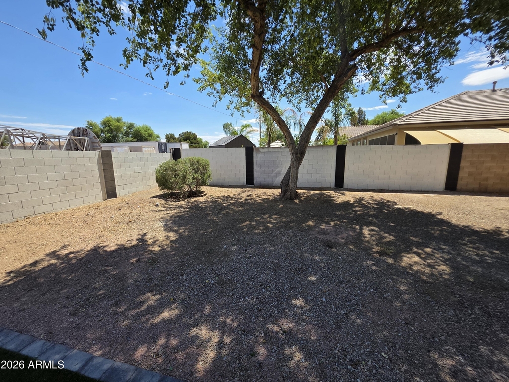 2970 E Andre Avenue - Photo 35