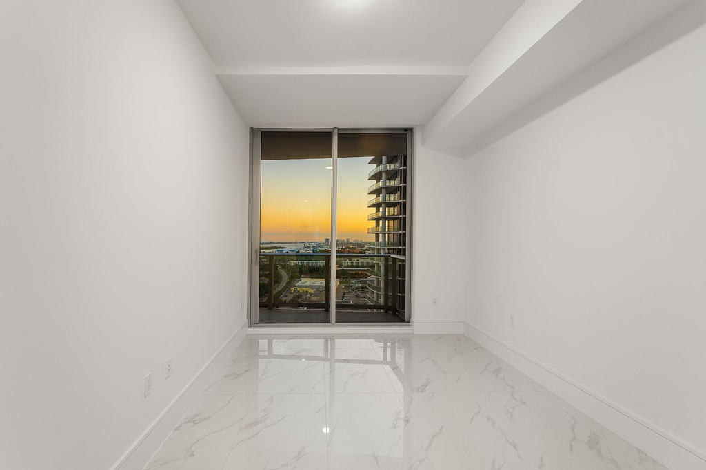 220 Lake Shore Drive - Photo 19