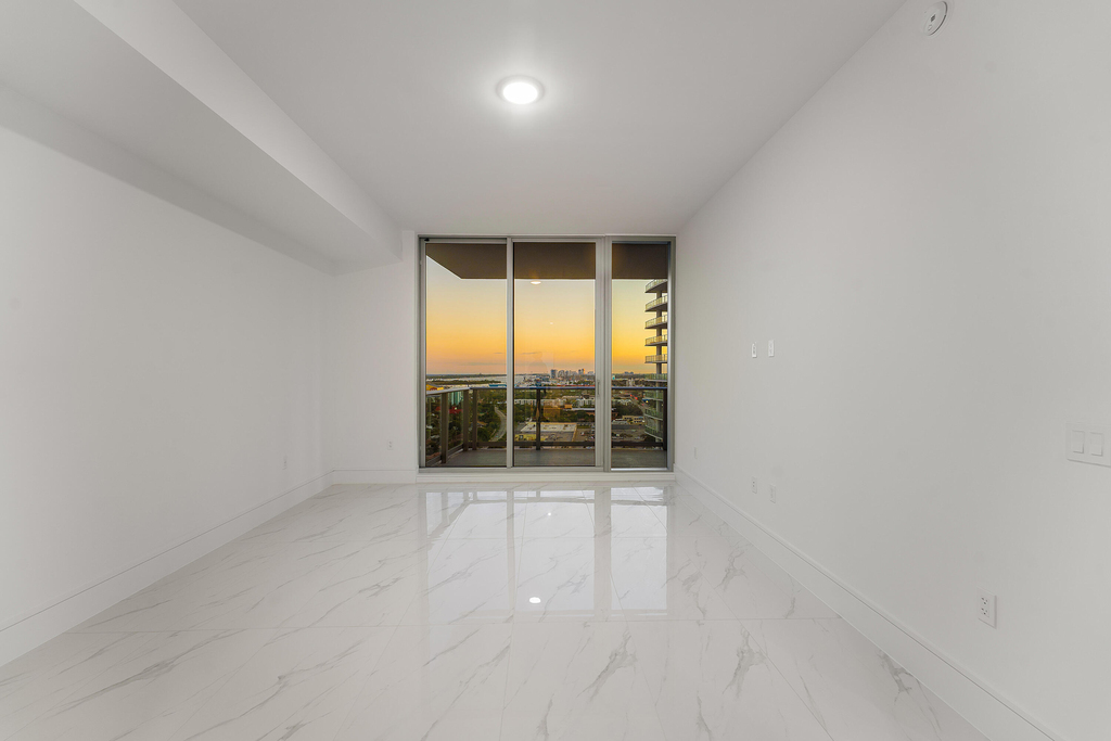220 Lake Shore Drive - Photo 15