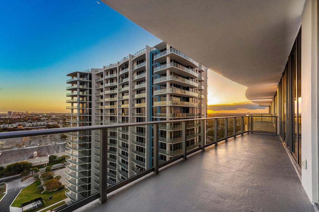 220 Lake Shore Drive - Photo 6