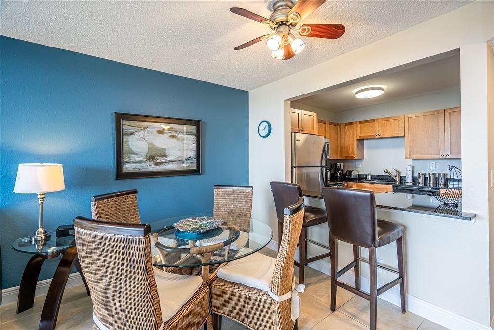 1830 Embassy Drive - Photo 3