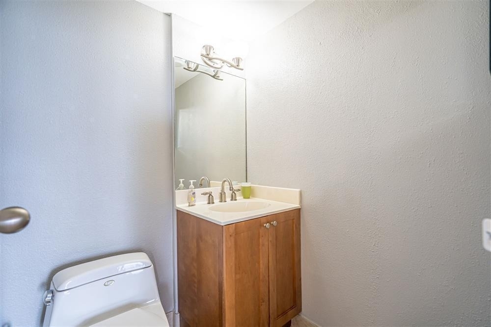 1830 Embassy Drive - Photo 8