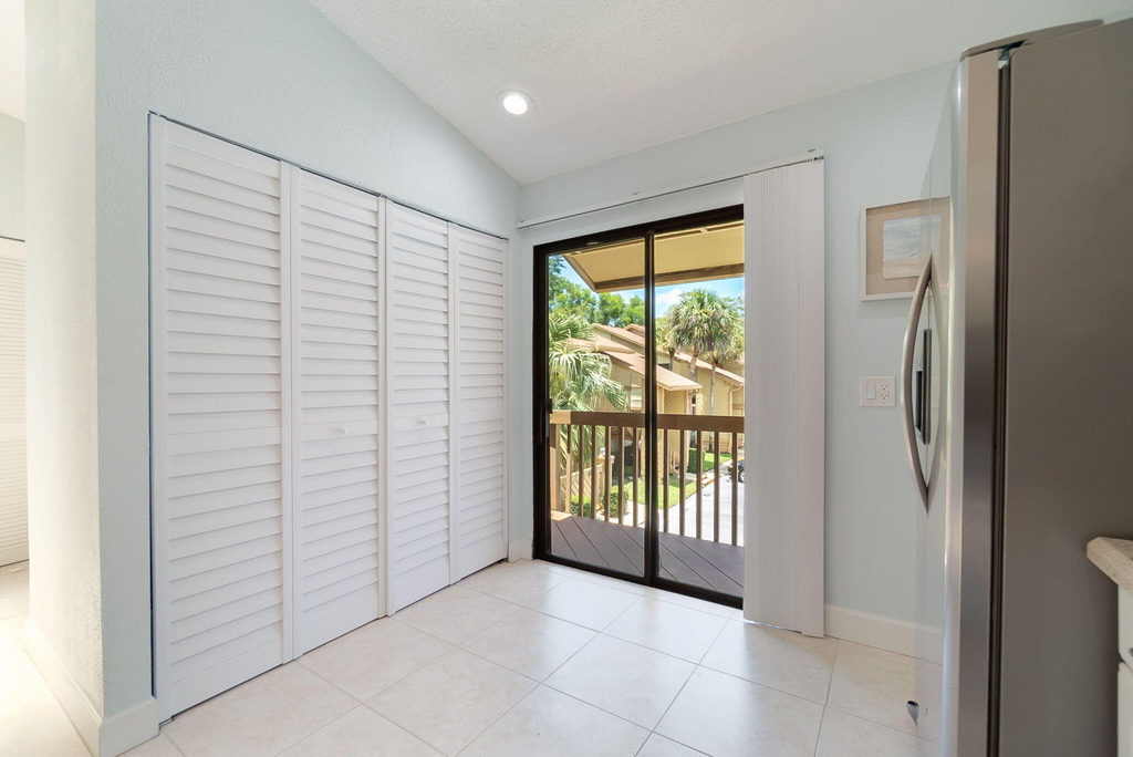 13095 Belhaven Court - Photo 7