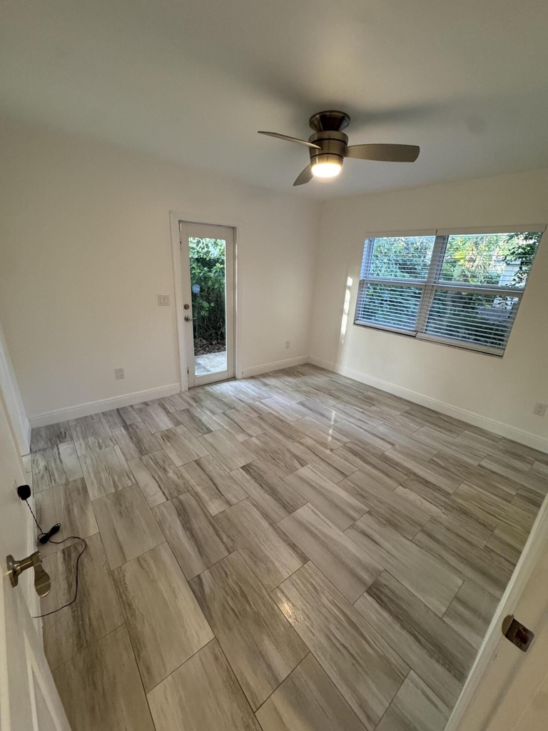 1437 Nw 4th Avenue - Photo 5