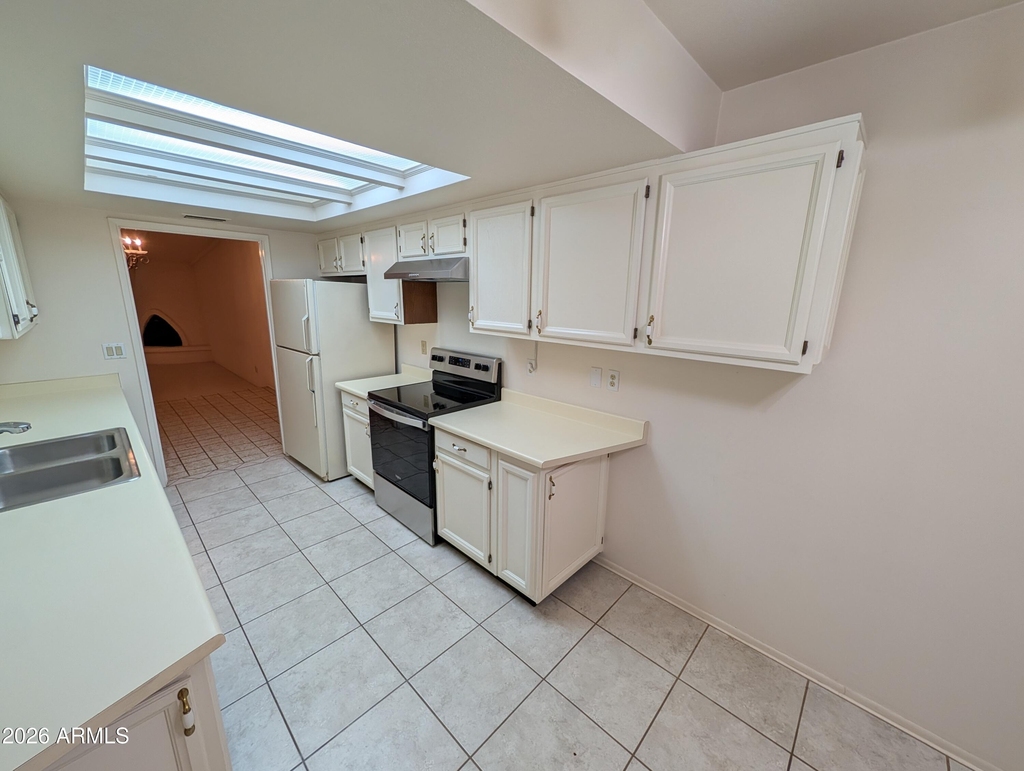 5650 N 78th Place - Photo 10