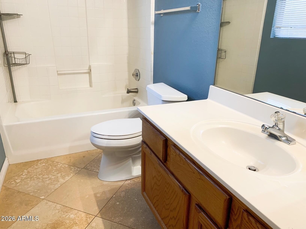 354 W Bolero Drive - Photo 7