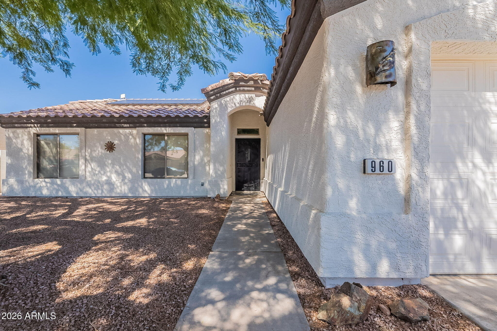 960 W Inca Drive - Photo 2