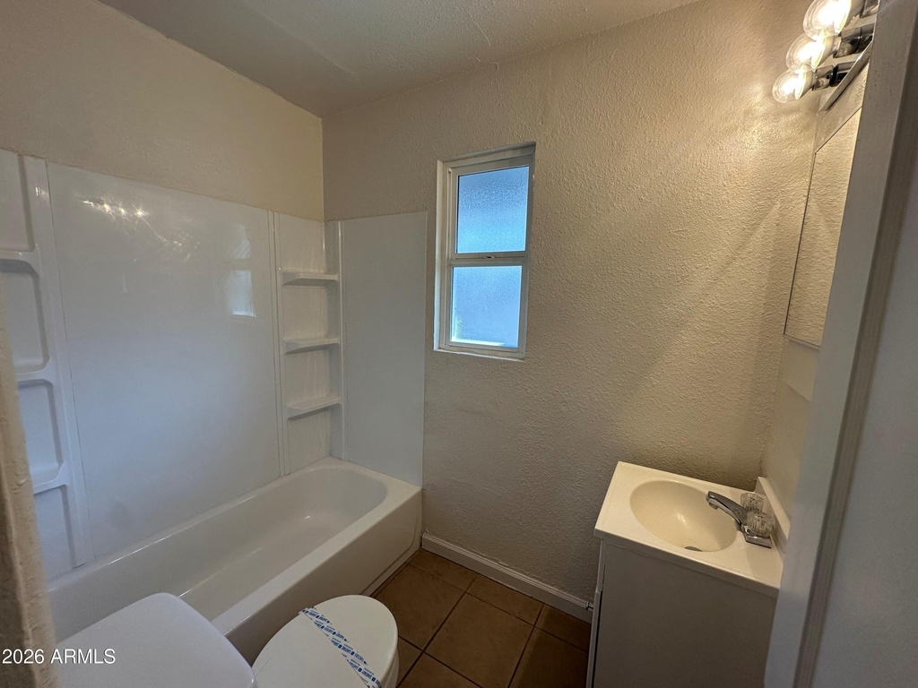 829 N 4th Avenue - Photo 15