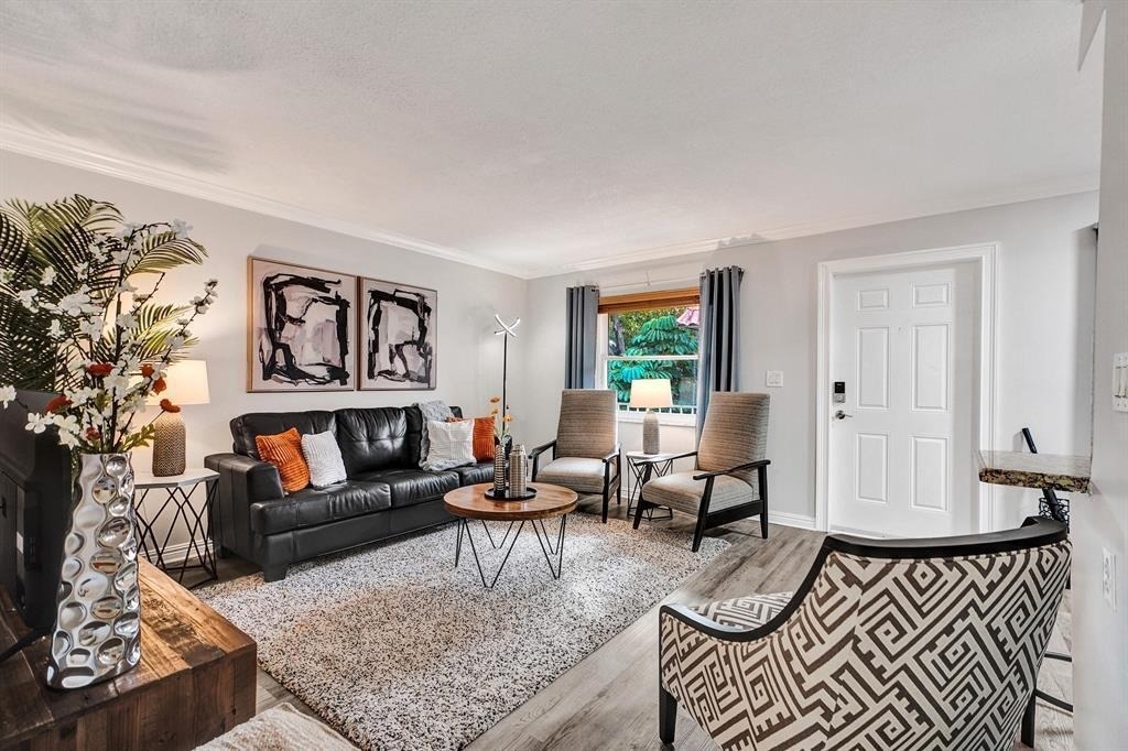 1125 Ne 16th Place - Photo 1