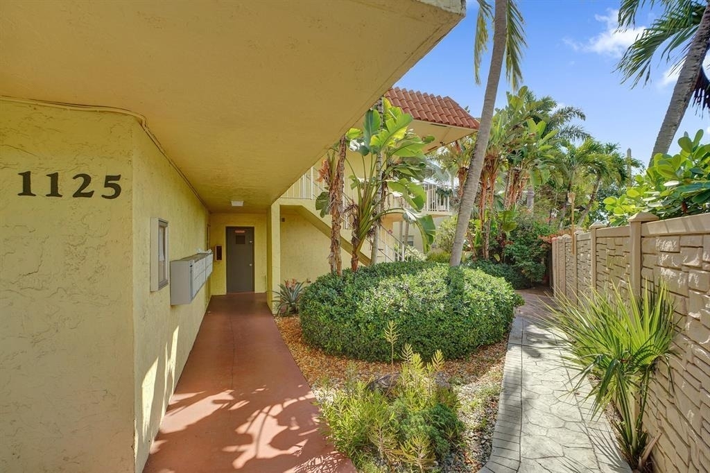 1125 Ne 16th Place - Photo 19
