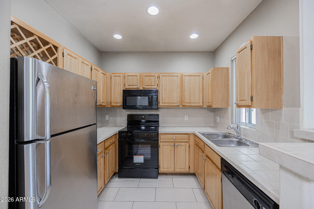 2929 W Yorkshire Drive - Photo 7