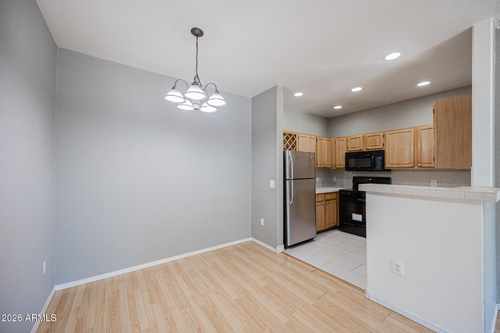 2929 W Yorkshire Drive - Photo 5