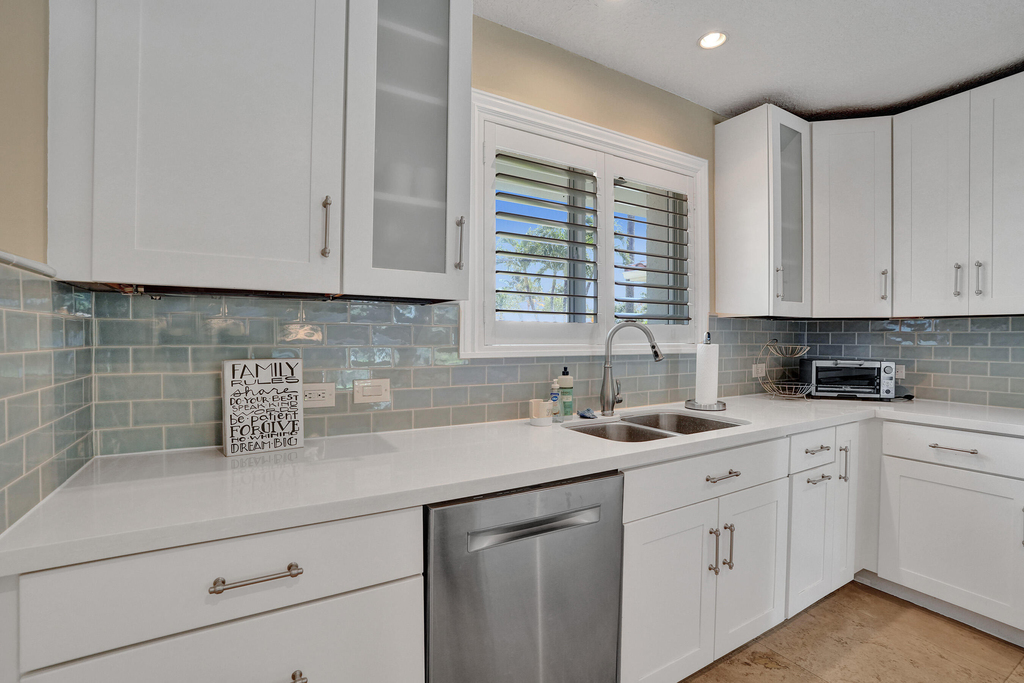 248 Codrington Drive - Photo 13