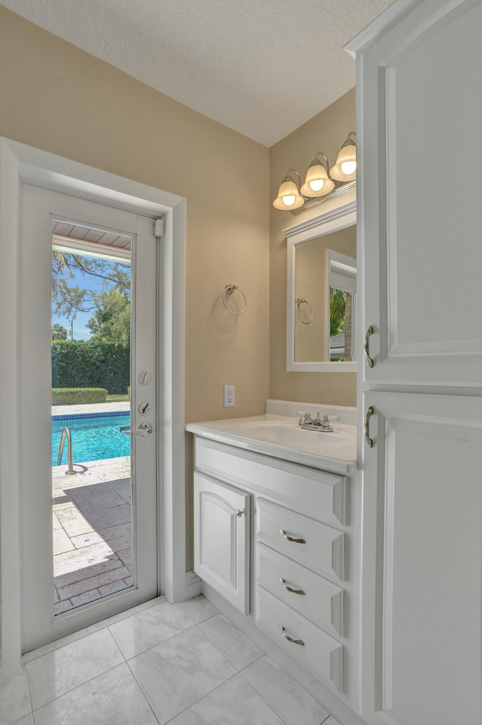 248 Codrington Drive - Photo 61