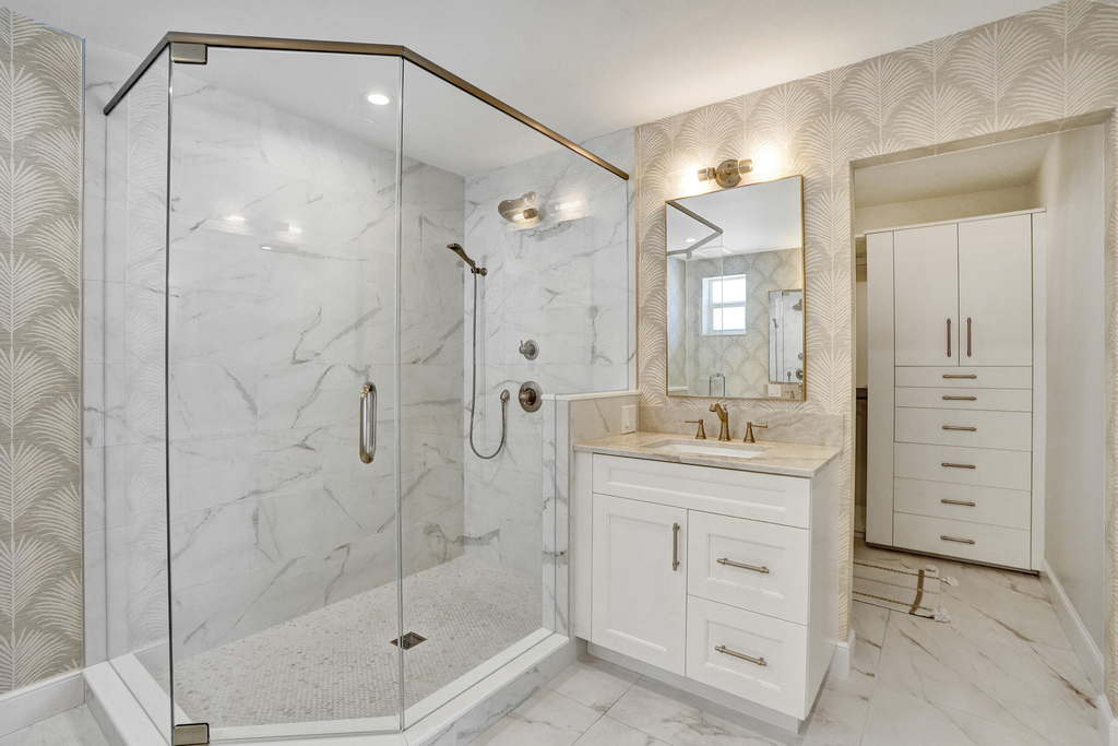 248 Codrington Drive - Photo 30