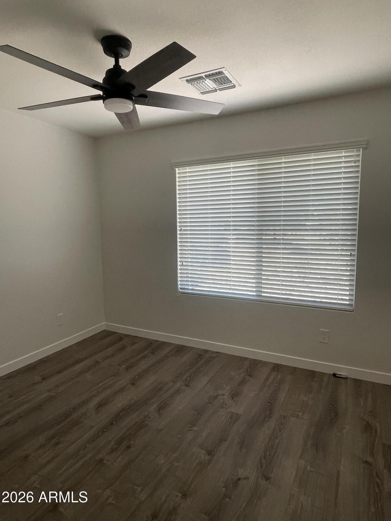 2920 E Michelle Drive - Photo 15