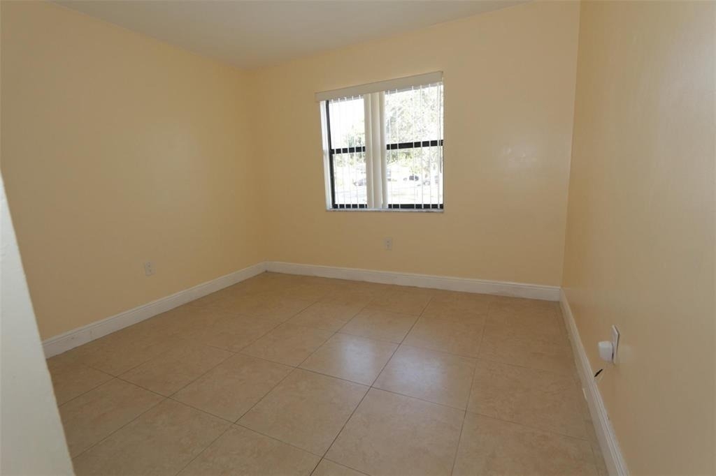 2987 Nw 110th Avenue - Photo 8