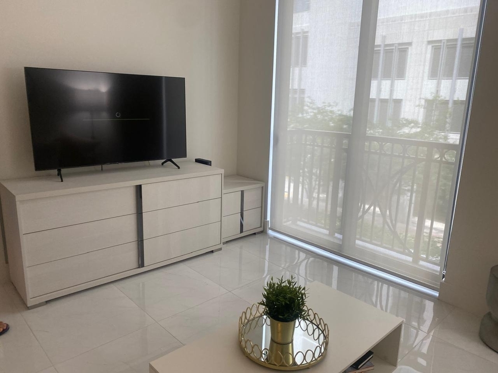 301 Altara Avenue - Photo 8
