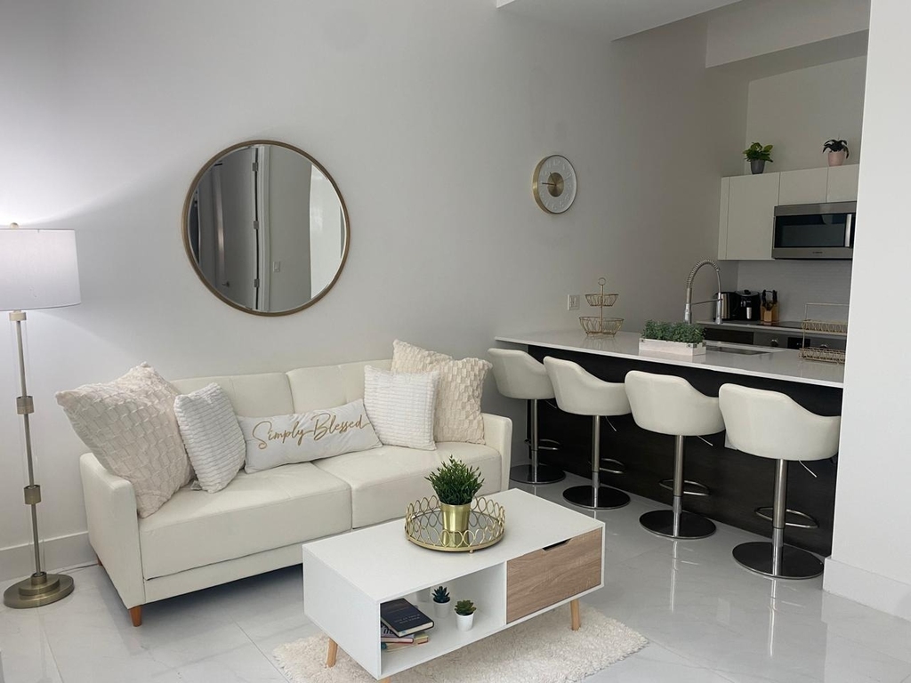 301 Altara Avenue - Photo 9