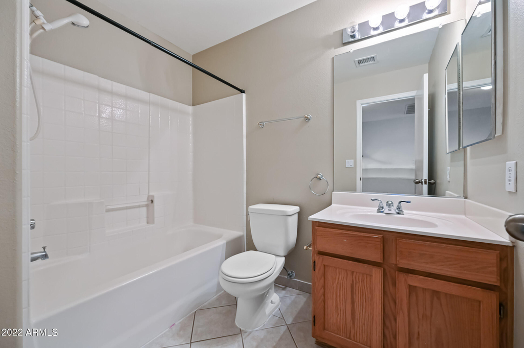 1244 E Angela Drive - Photo 19