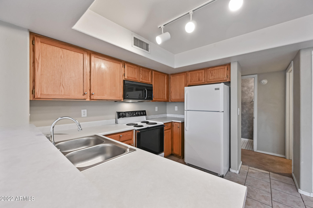 1244 E Angela Drive - Photo 10