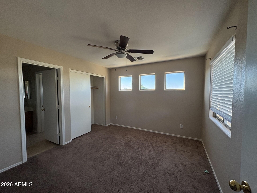 1547 E 10th Street - Photo 16