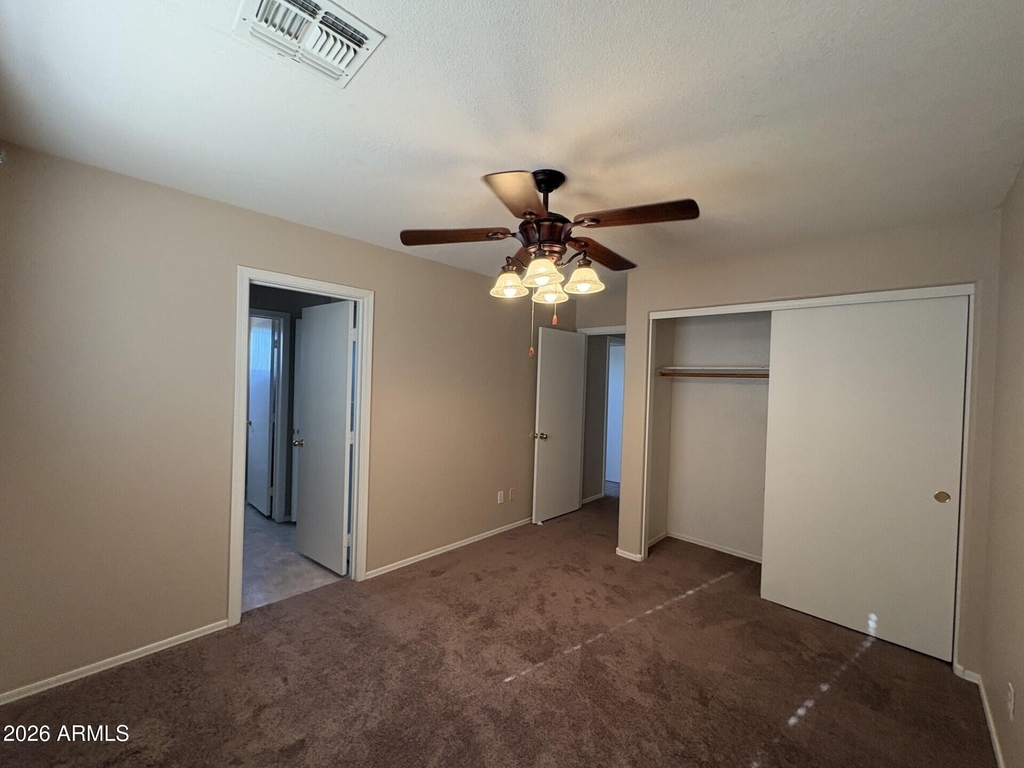 1547 E 10th Street - Photo 19