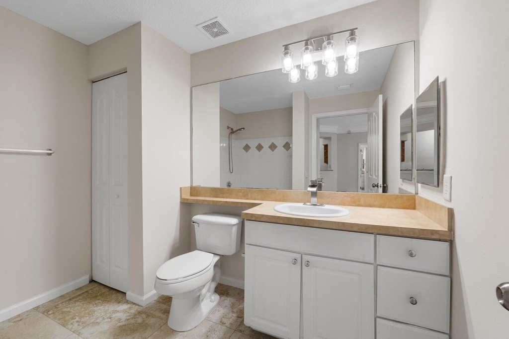 9901 Baywinds - Photo 10