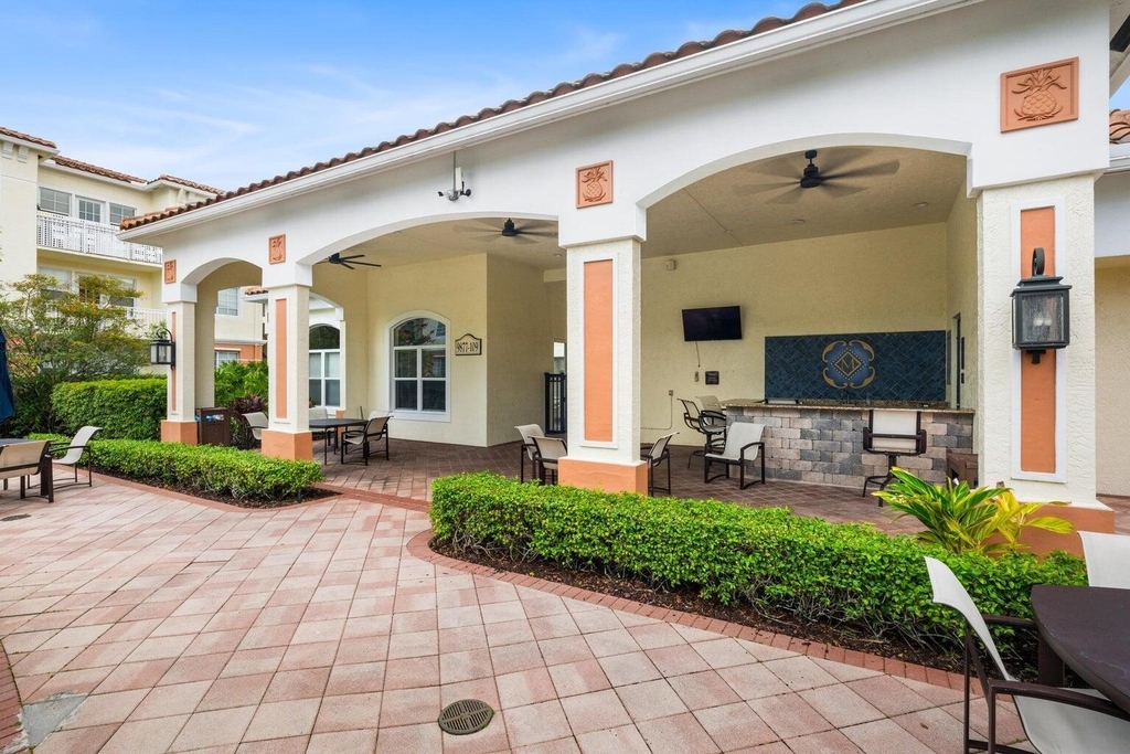 9901 Baywinds - Photo 17