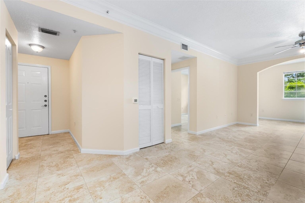 9901 Baywinds - Photo 1