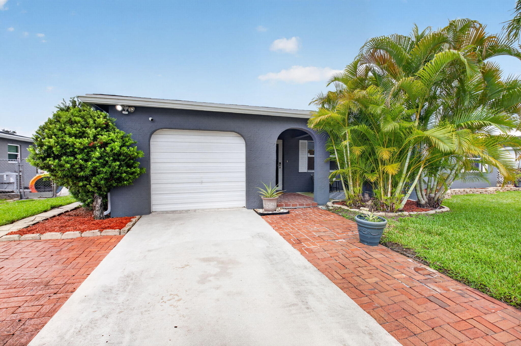 4599 Betelnut Street - Photo 2