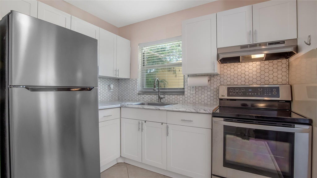 5186 Ne 6th Avenue - Photo 0