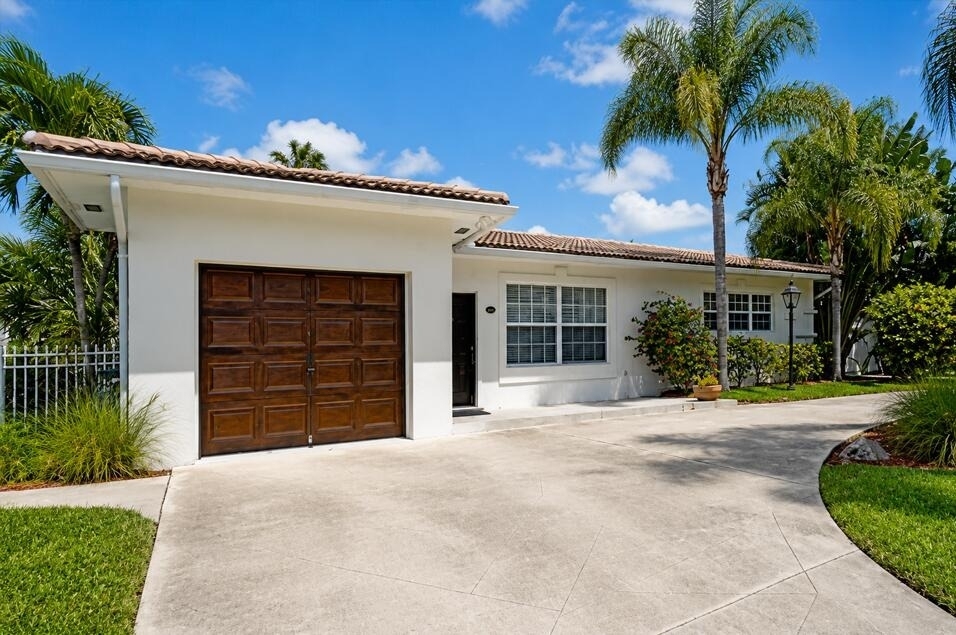 2031 Pleasant Drive - Photo 1