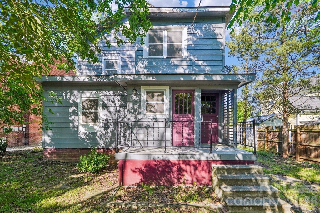 209 W Marsh Street - Photo 32