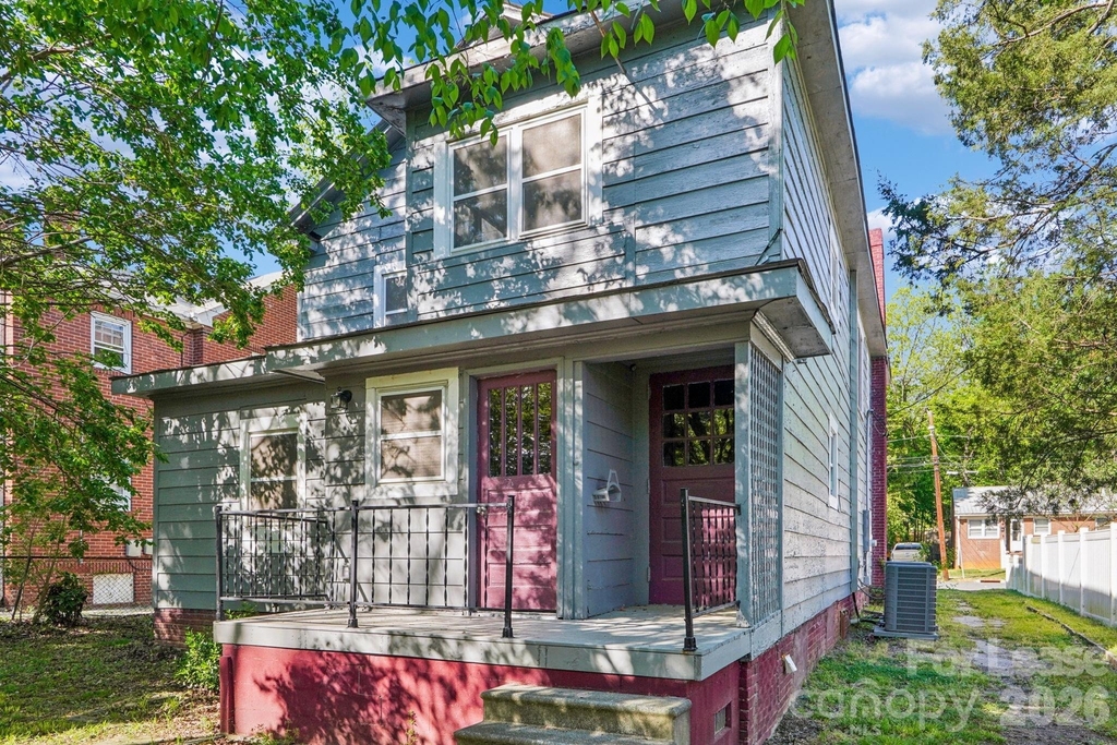 209 W Marsh Street - Photo 31
