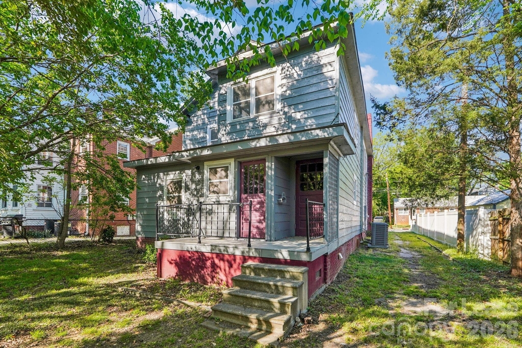 209 W Marsh Street - Photo 33