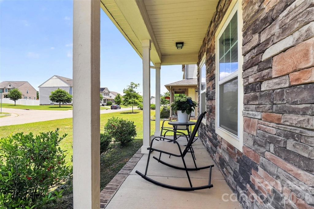 2038 Eddie Massey Lane - Photo 3