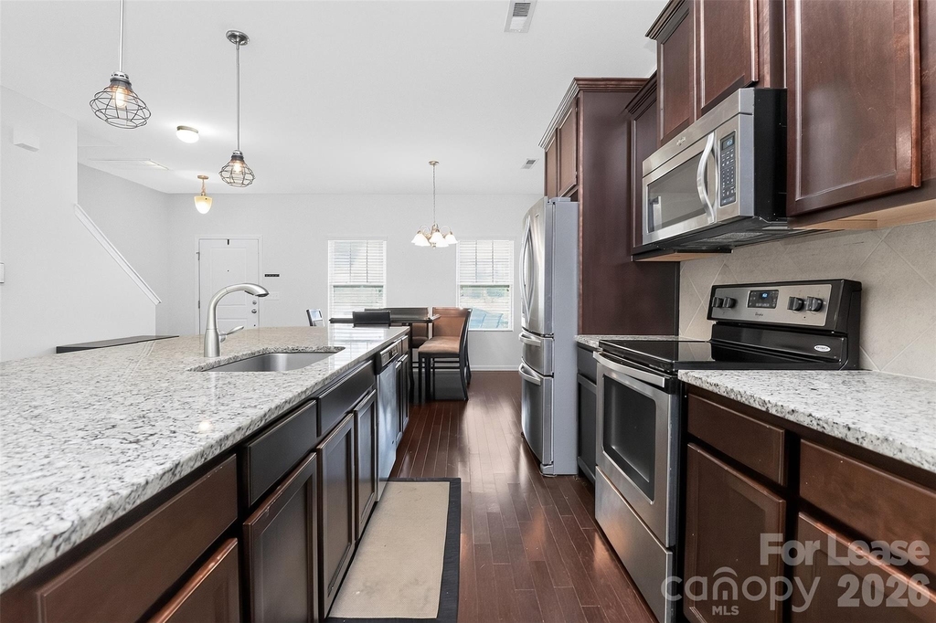 2038 Eddie Massey Lane - Photo 8