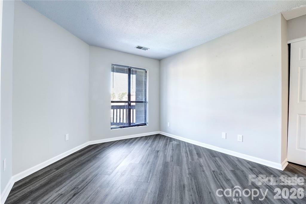 8121 Cedar Glen Drive - Photo 7