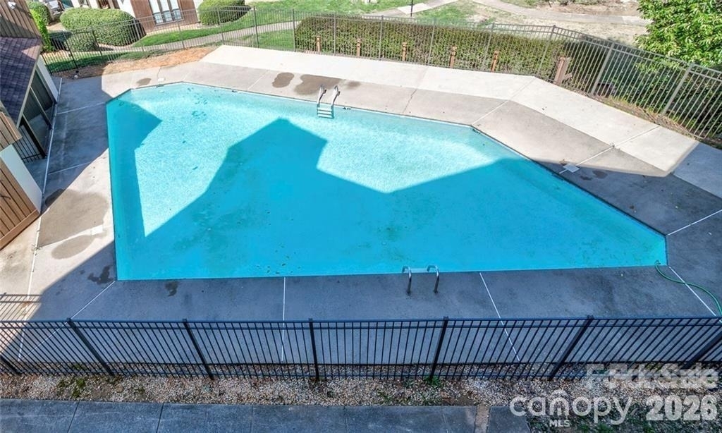 8121 Cedar Glen Drive - Photo 9