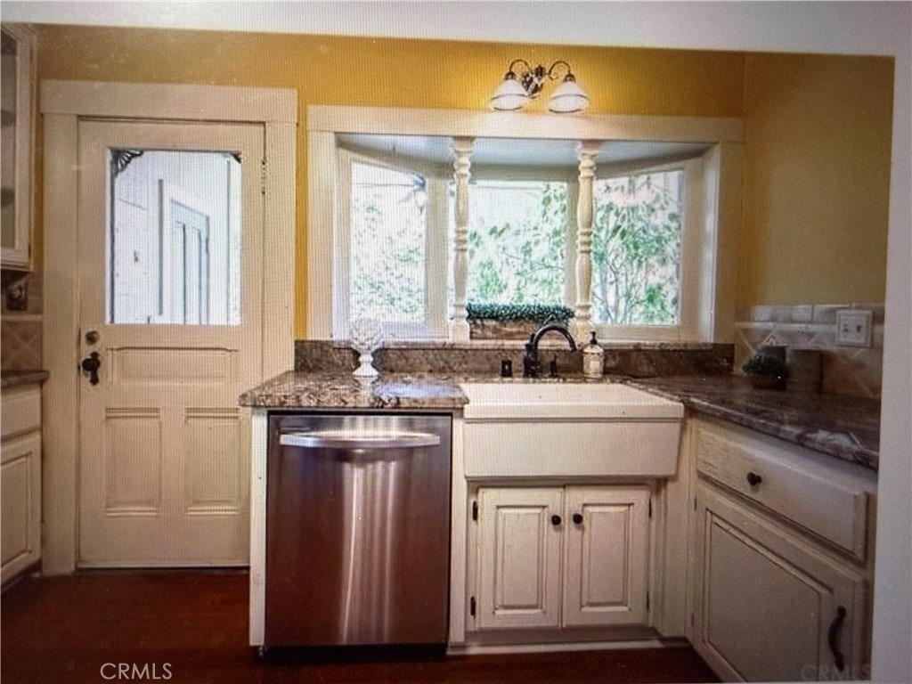 511 Cajon - Photo 2
